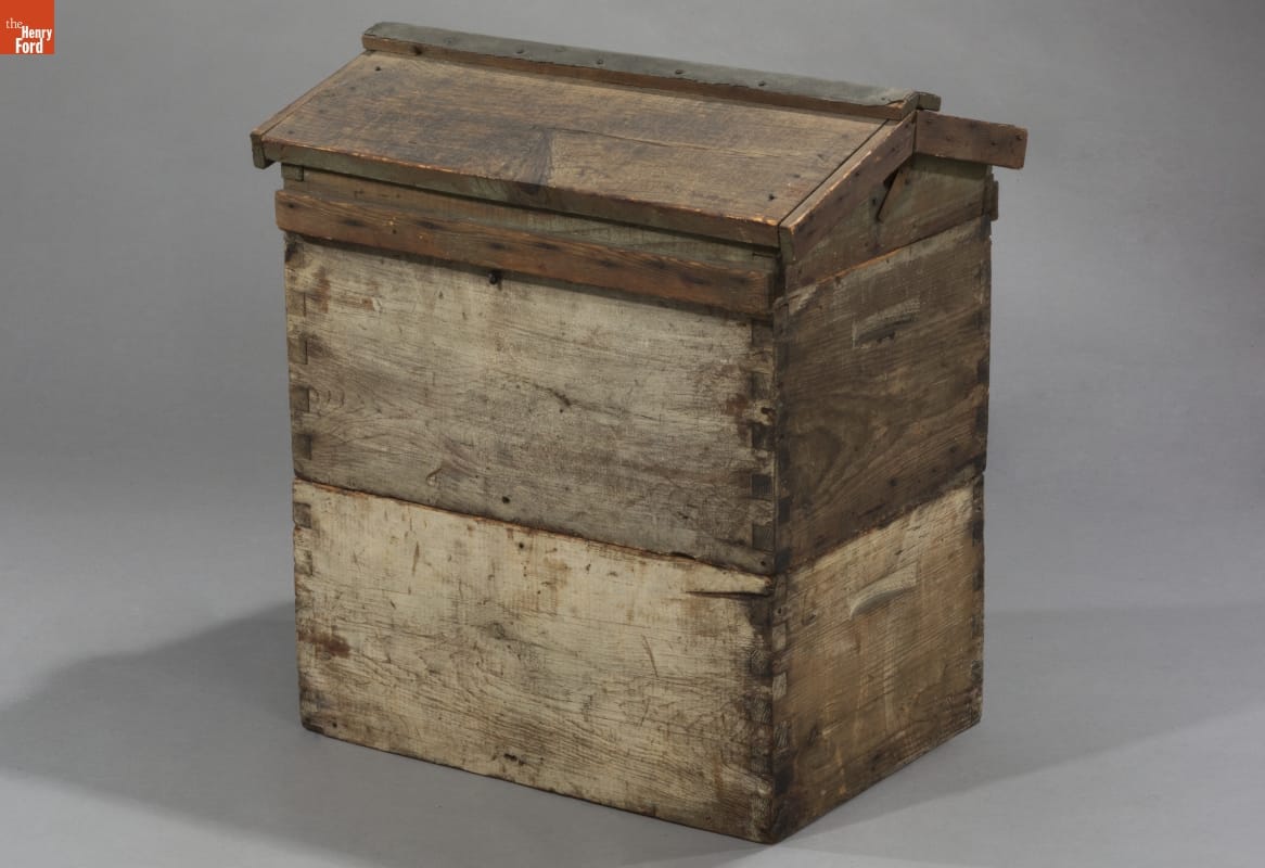 Langstroth-Style Beehive, 1870-1920 Birdhouse-shaped box made out of wooden planks