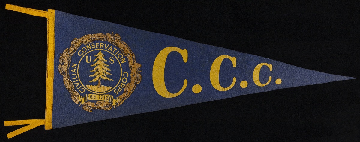 Blue pennant with text 